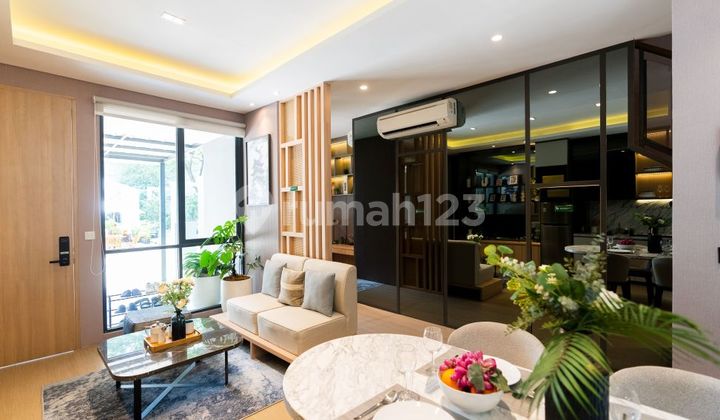 Jual Rumah Mewah dan Modern di BSD - Hunian Tropis untuk Profesional & Keluarga 2