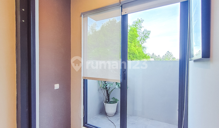 Sell 3-Floor New Condition SOHO in BSD, Suitable for Work and Residence, Close to Toll Road and Station. 10