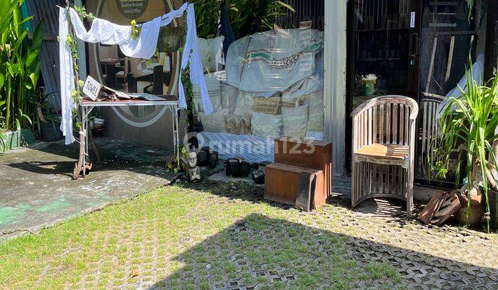 Tanah Bonus Bangunan  di Jalan Kunti I,, Seminyak 1