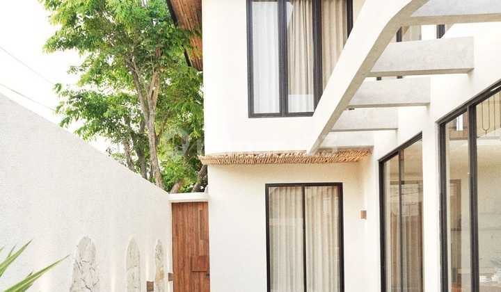 3BR Super Strategic Villa on Kunti Street, Seminyak