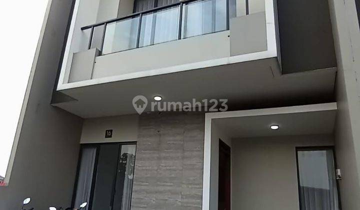 Jual Rumah Modern Minimalis di Komplek Batununggal 1