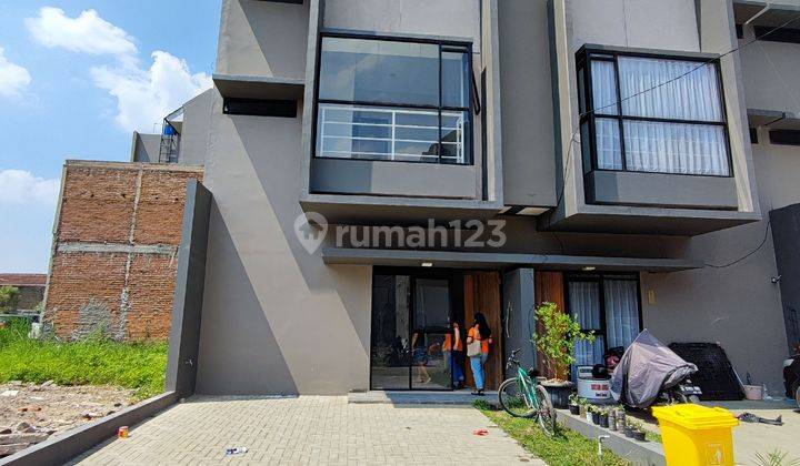 Jual Rumah Baru Gaya Scandinavia di Jl. Palgenep Margahayu Kabupaten Bandung 1