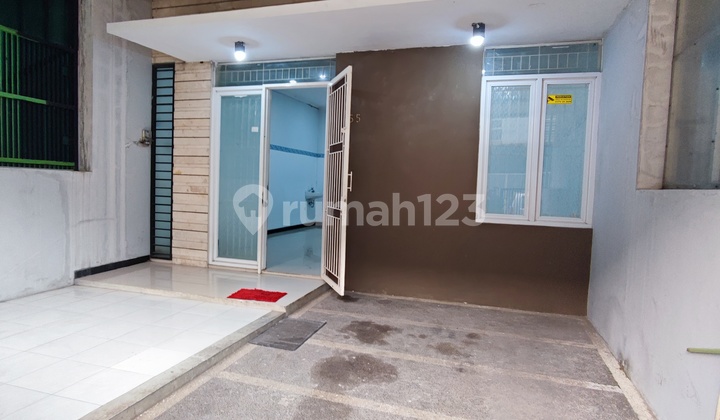 Jual Rumah Taman Kopo 3 Siap Pakai 1