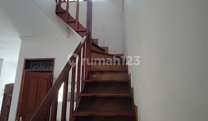 SEWA RUMAH LUAS TKI 1 BLOK B 2