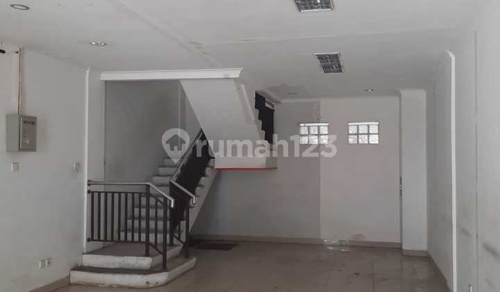 RUKO RENDENG STRATEGIC HOLIS REGENCY RUKO RENDENG STRATEGIC HOLIS REGENCY