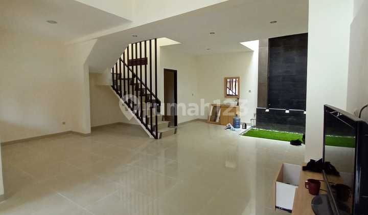 *JUAL RUMAH BAGUS SEMI FURNISHED*  *GOOD VALUE* KOTA BARU PARAHYANGAN - *KBP*  *TATAR BANYAK SUMBA* 2