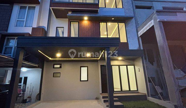 Rumah Bagus 3 Lantai di Cluster Atlanta Village Gading Serpong 1