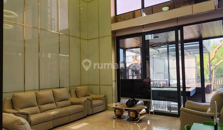 Rumah Super Mewah Full Furnished Unit Spesial Lyndon Nava Park 1