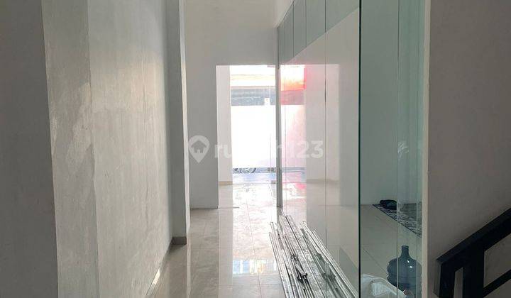 Ruko 215 M Bagus 3 Lantai di De Mansion Alam Sutera  2