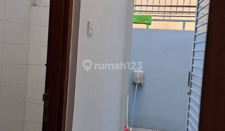 Sewa rumah di holis regency siap.huni 1