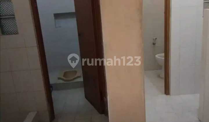 For sale, ready-to-use commercial space in Pelajar Pejuang. For sale, ready-to-use commercial space in Pelajar Pejuang.