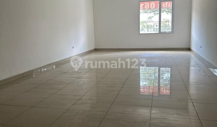For Rent: Ready-to-Occupy Shop House in Mekar Wangi