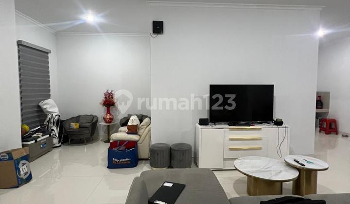 Brand New House Ready to Occupy in Pasadena Cluster, Gading Serpong Brand New House Ready to Occupy in Pasadena Cluster, Gading Serpong