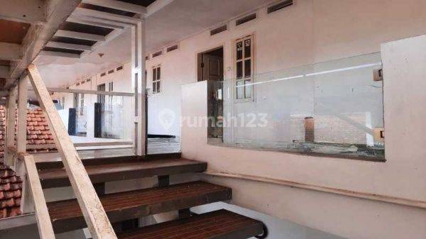 Kost Strategis Area Padat Penduduk Cikutra, Bandung 1