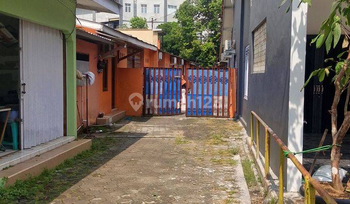 Rumah kost menarik dengan ruang toko di tengah kota Ungaran   2