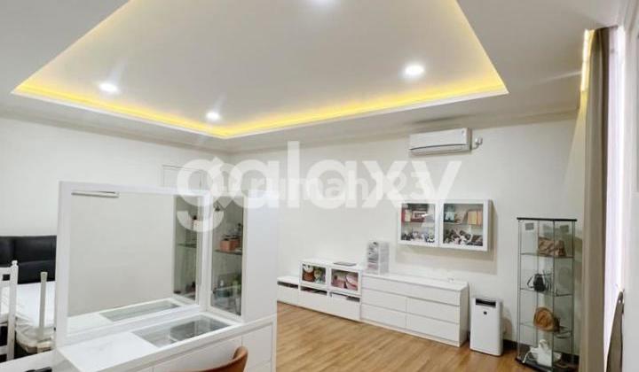 FOR SALE READY-TO-OCCUPY FULLY FURNISHED HOUSE IN EAST SURABAYA  Sutorejo Utara  Modern Minimalist 2 Floors 2