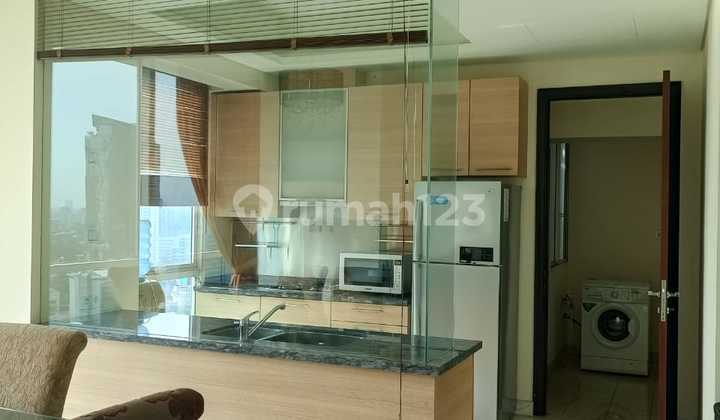 For Rent: Spacious 3-Bedroom Apartment (159 Sqm) At The Peak Sudirman - Prime Setiabudi Area, Easy Access To MRT, LRT & Public Transport 2