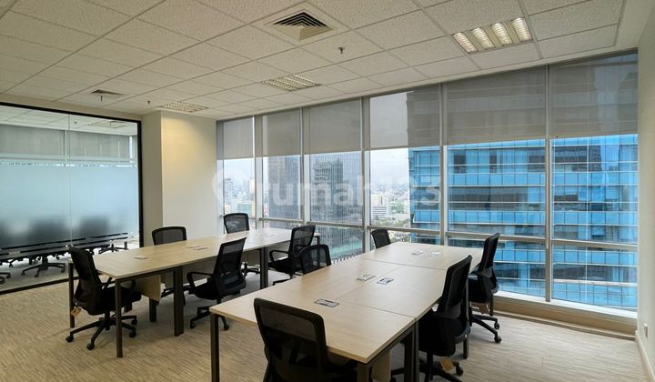 For Rent: Modern 200 sqm Build-to-Suit Office at Menara Sunlife – Prime Kuningan, South Jakarta