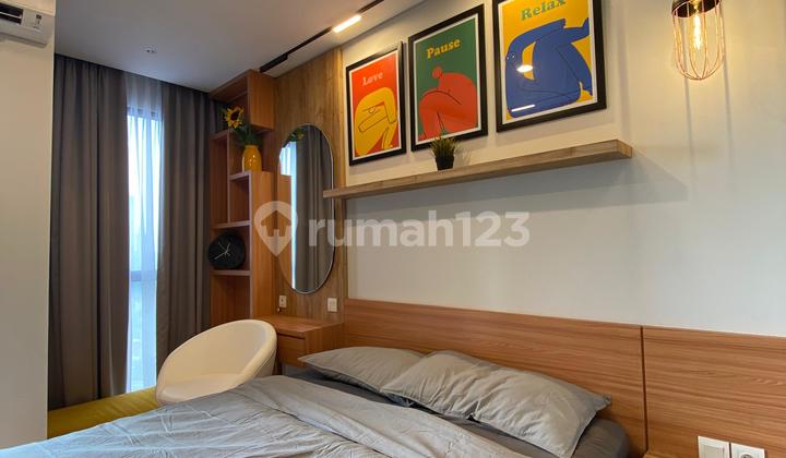 For Rent: Contemporary Furnished Studio Apartment (24 sqm) at The Newton 2, Ciputra World 2 – Prestigious Kuningan, South Jakarta. 2