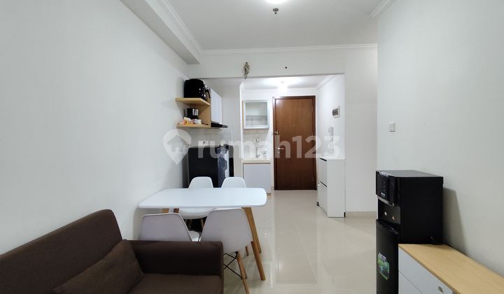 For Rent: Modern 2-Bedroom Apartment (43 sqm) at Signature Park Grande, Tebet – South Jakarta. 1