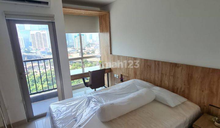 For Rent Modern Furnished Studio Apartment At The Newton 1 Ciputra World 2, Kuningan, South Jakarta. 2