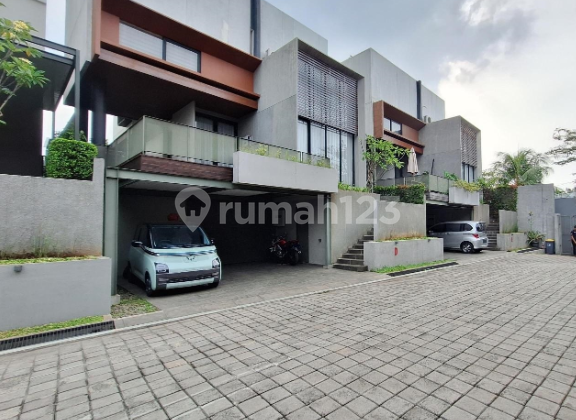 Hunian Nyaman di Lingkungan Aman & Asri Bintaro 2