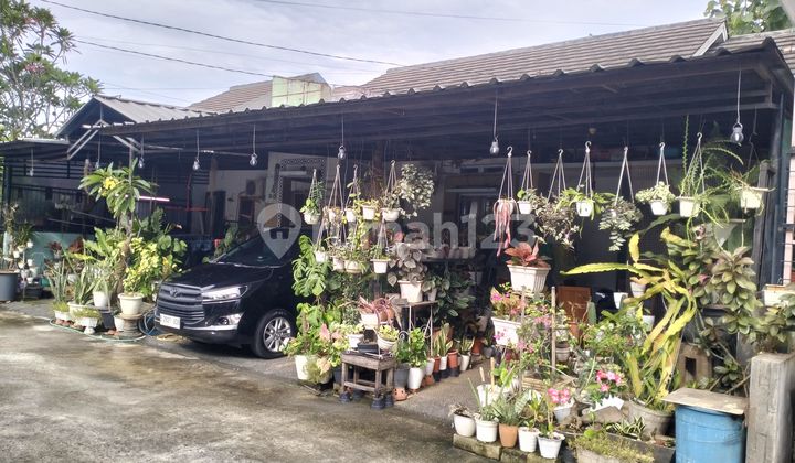 Pancoran Mas House, Depok Large land for sale below market price. 2