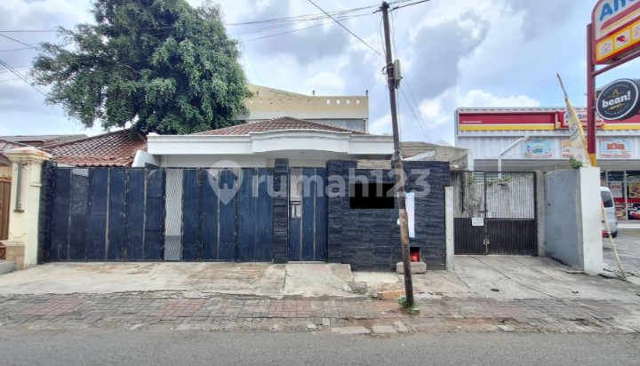 Rumah di Jual Lokasi Tebet - Cocok Hunian & Investasi