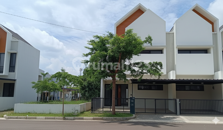 For Sale Modern House in a Comfortable & Safe Neighborhood 2