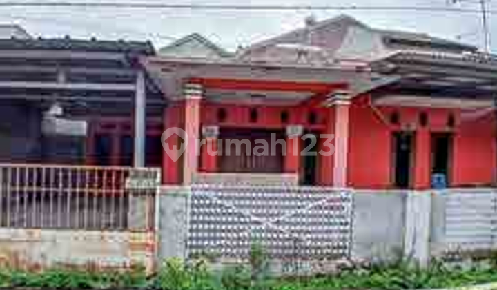 For Sale: Depok Mekar Perdana House at a Low Price! 2