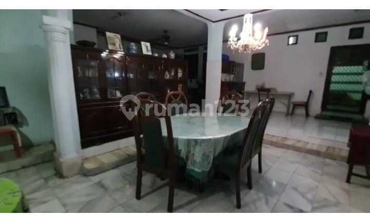 DI JUAL CEPAT Rumah di dekat ITC Cempaka Mas 2