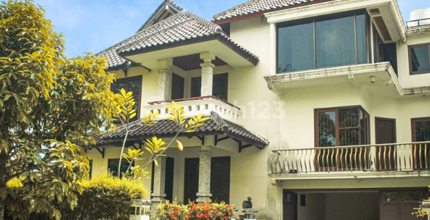 Dijual Rumah Strategis di Bukit Pratama-Siap Huni & Nyaman!