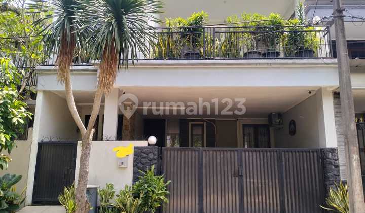 RUMAH Semi Furnished Cinere, Jakarta Selatan RUMAH Semi Furnished Cinere, Jakarta Selatan