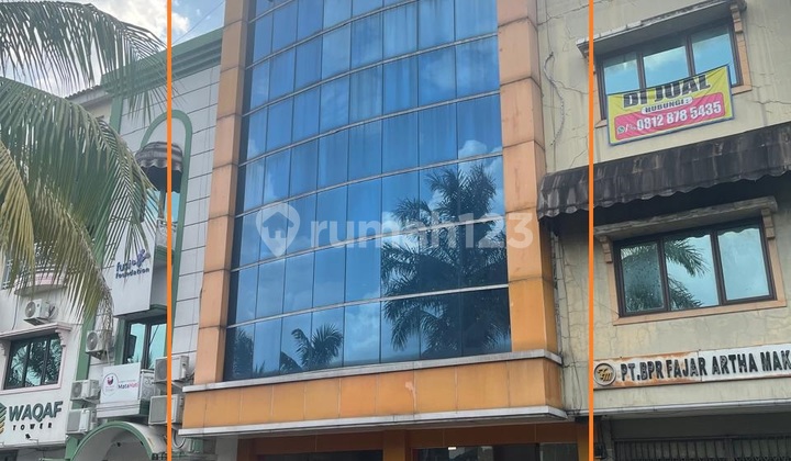 FOR SALE: LUXURY OFFICE/COMMERCIAL BUILDING, STRATEGIC LOCATION - MAIN JL. RAYA UTAMA MARGONDA DEPOK
