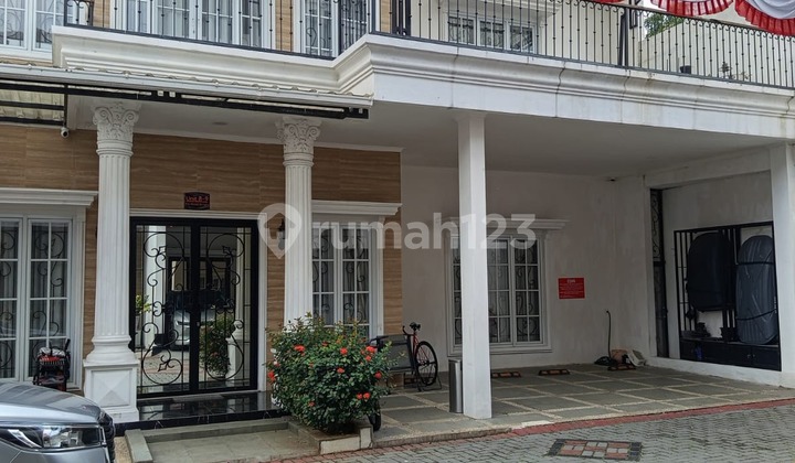 2-story house in Royal Bintaro Pesanggrahan, South Jakarta. Selling below market price. 2-story house in Royal Bintaro Pesanggrahan, South Jakarta. Selling below market price.