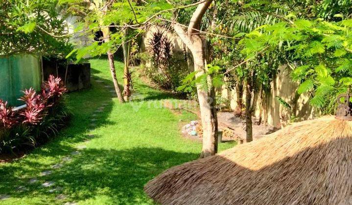 VERY PRIVATE LUXURY VILLA LOCATION IN CANGGU 1