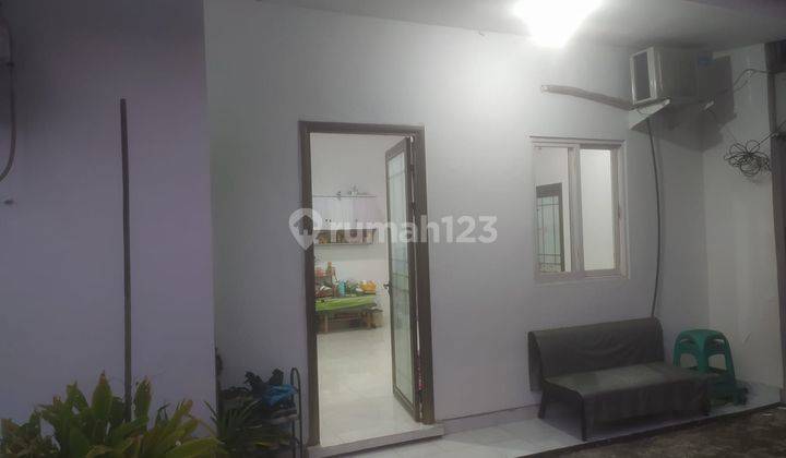 STRATEGIC HOUSE FOR SALE IN WEST DENPASAR 1