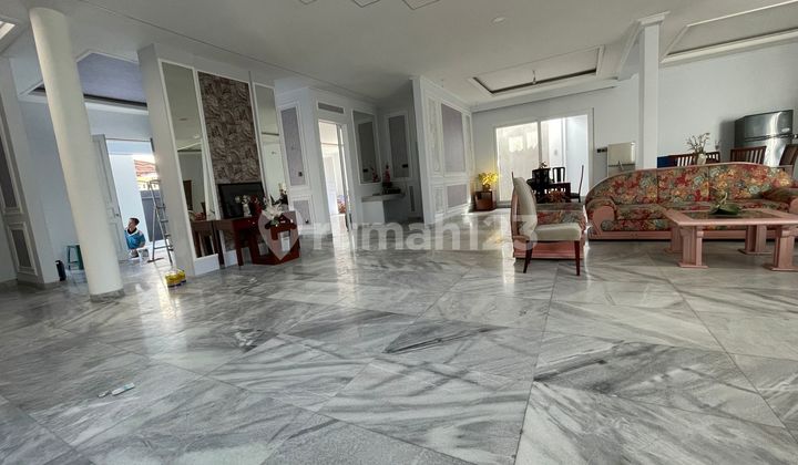 American Style Luxury House Rental in Downtown Denpasar 2