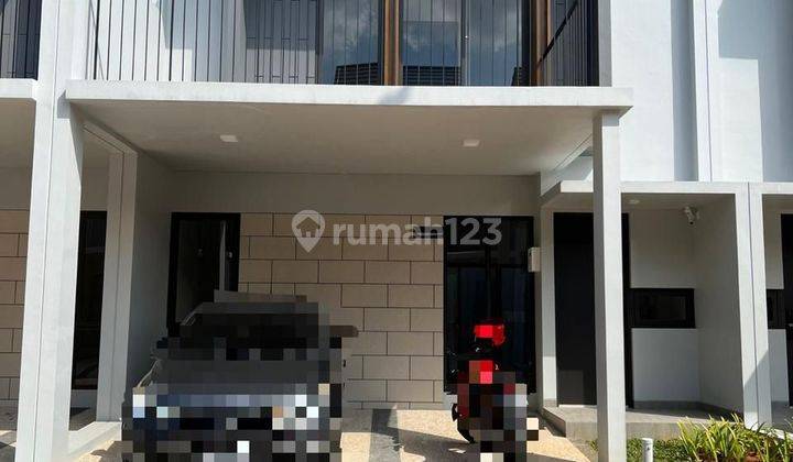 Rumah Wisteria Metland Menteng Jakarta Timur Siap Huni Bagus 1