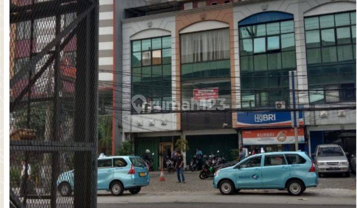 Dijual Ruko 3 Lantai di Pinggir Jalan Raya Depan Stasiun MRT! 1