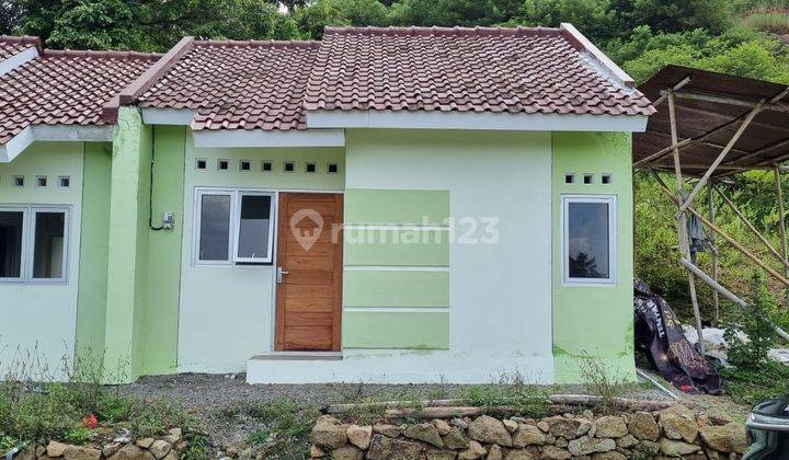 DIUAL RUMAH PALING MURAH DI JOGJA AREA PLERET DP HANYA 0% 1