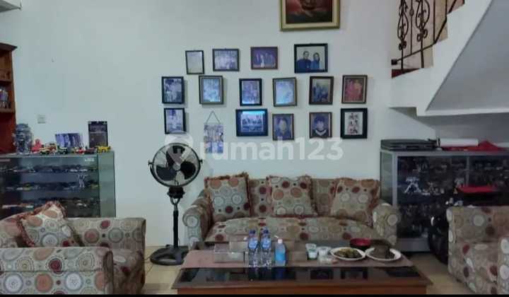 2-Storey House with Good SHM, Comfortable Environment in Billymoon Complex, East Jakarta 2