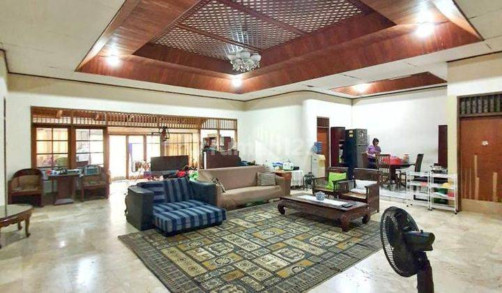 Rumah  Elegan Dan Strategis Di Taman Sari Lebak Bulus 1