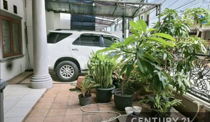 Rumah 2 Lantai Di Daerah Kelapa Gading Jakarta Utara 2