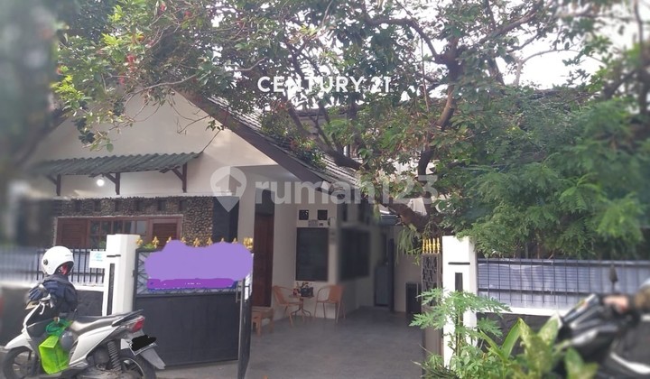 Strategic House in Rawamangun, East Jakarta 2