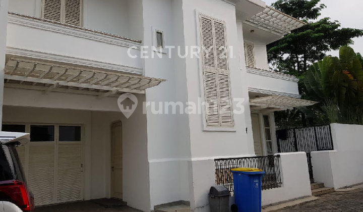 Rumah Mewah Kolam Renang Hadap Utara Barat Kemang Jakarta Selatan Rumah Mewah Kolam Renang Hadap Utara Barat Kemang Jakarta Selatan