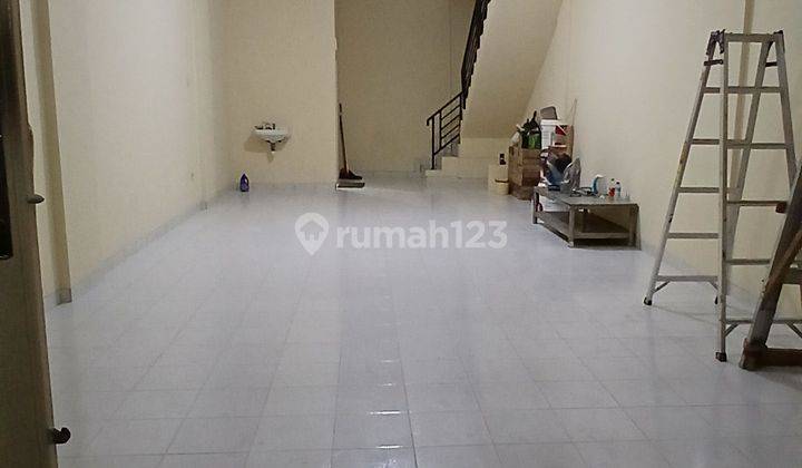 Ruko 2lt Pinggir Jalan Raya, Ramai, Strategis, Sudah Renovasi 2