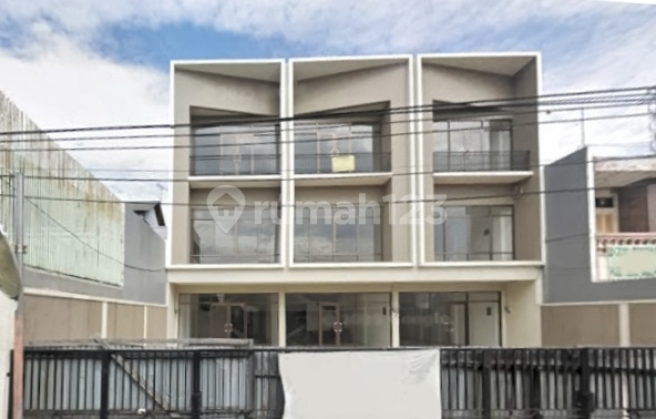 Dijual Ruko Baru 3 Lantai di Jatinegara 