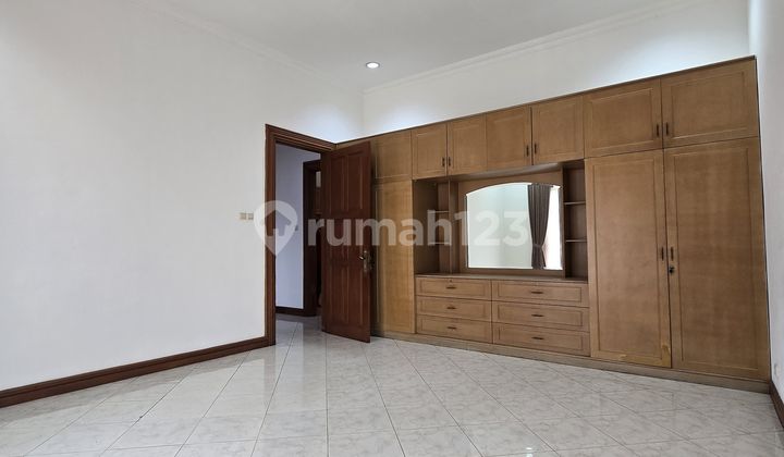 For Rent: Ready-to-Occupy House in Ampera Area 2