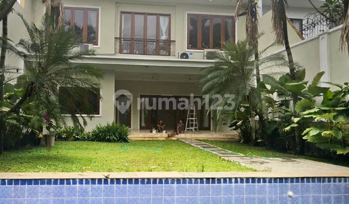Disewakan Rumah Bagus Siap Huni Area Kemang